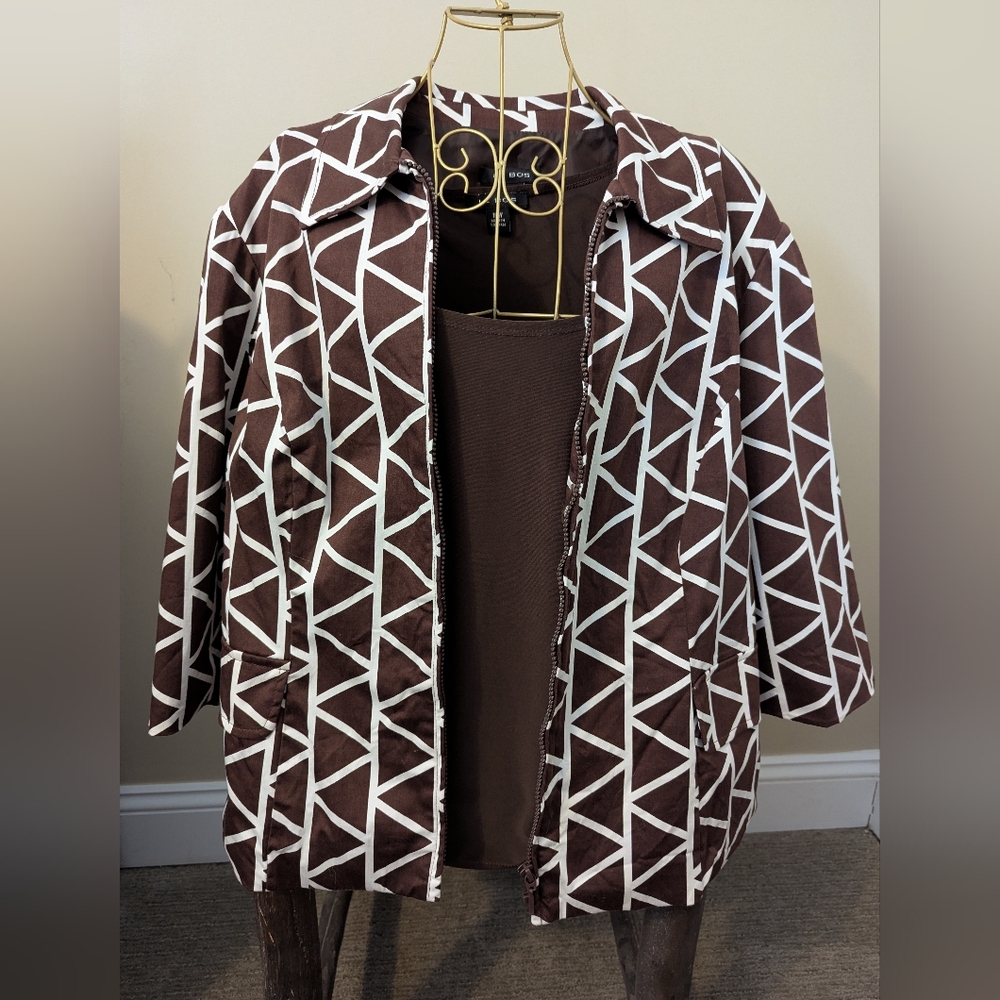 Le Bos Brown Geometric Women's 2 Piece Dress Jacket and Tank. Plus Size